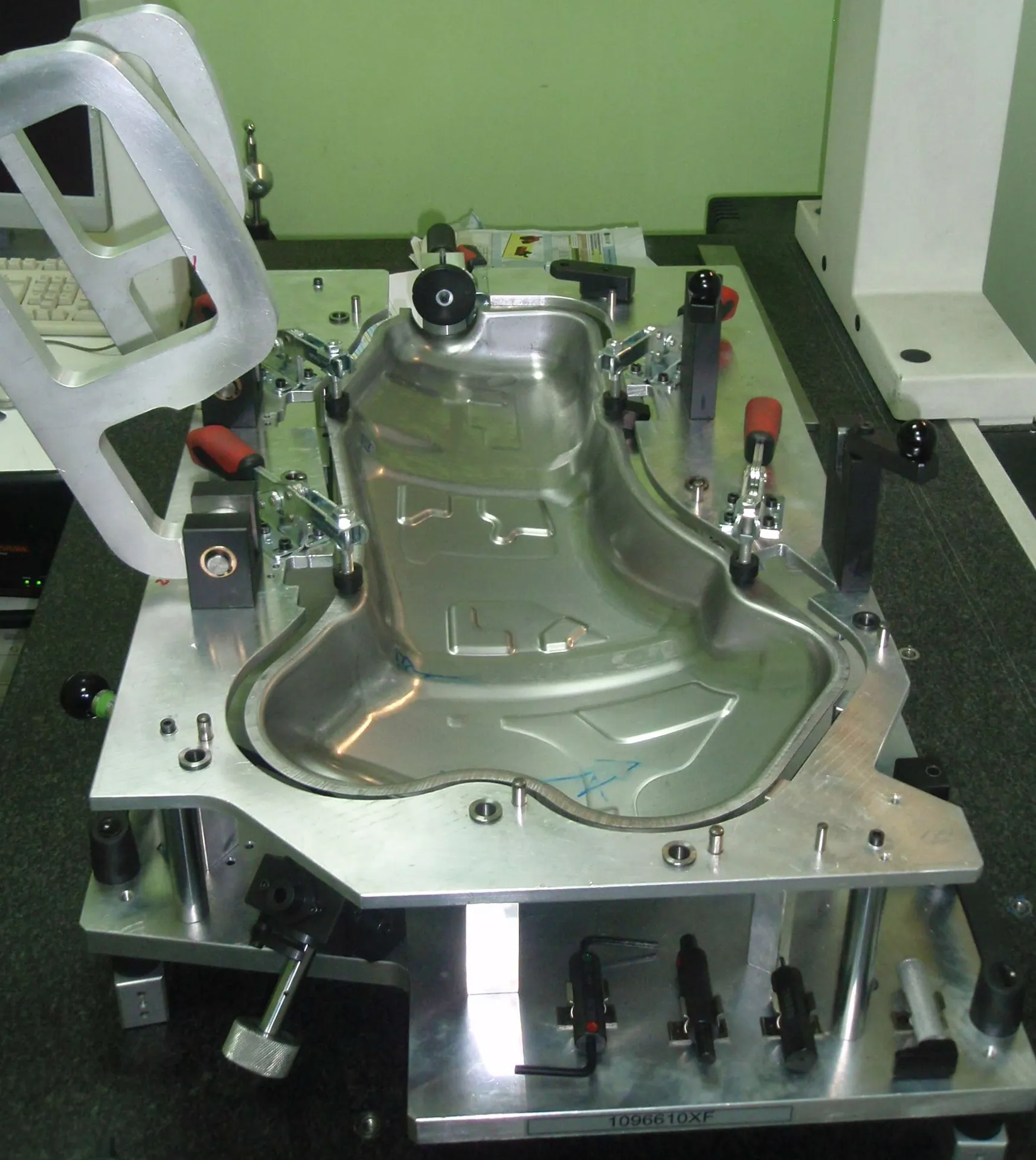 Control Fixture