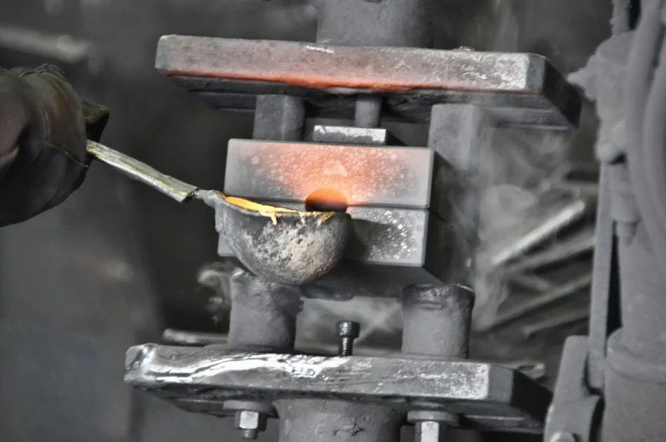 shell molding machine