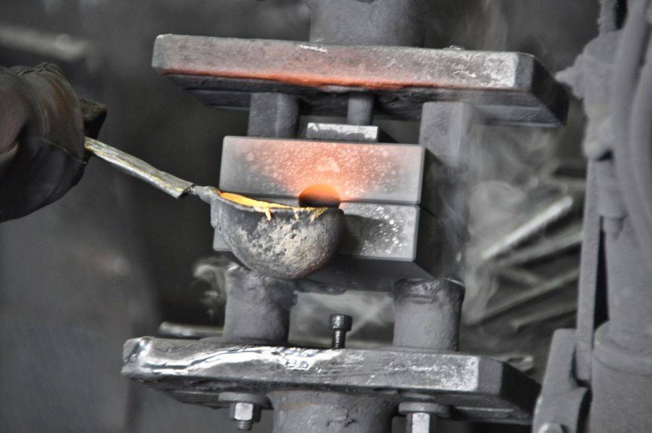 shell molding machine