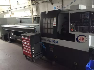 CNC Drehe Maschine Achse C