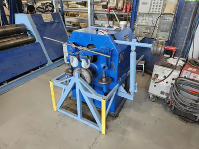 Flachböden Bördelmaschine