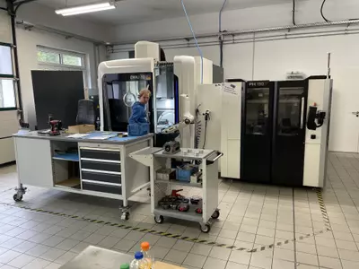 DMU 50 3rd mit Automation