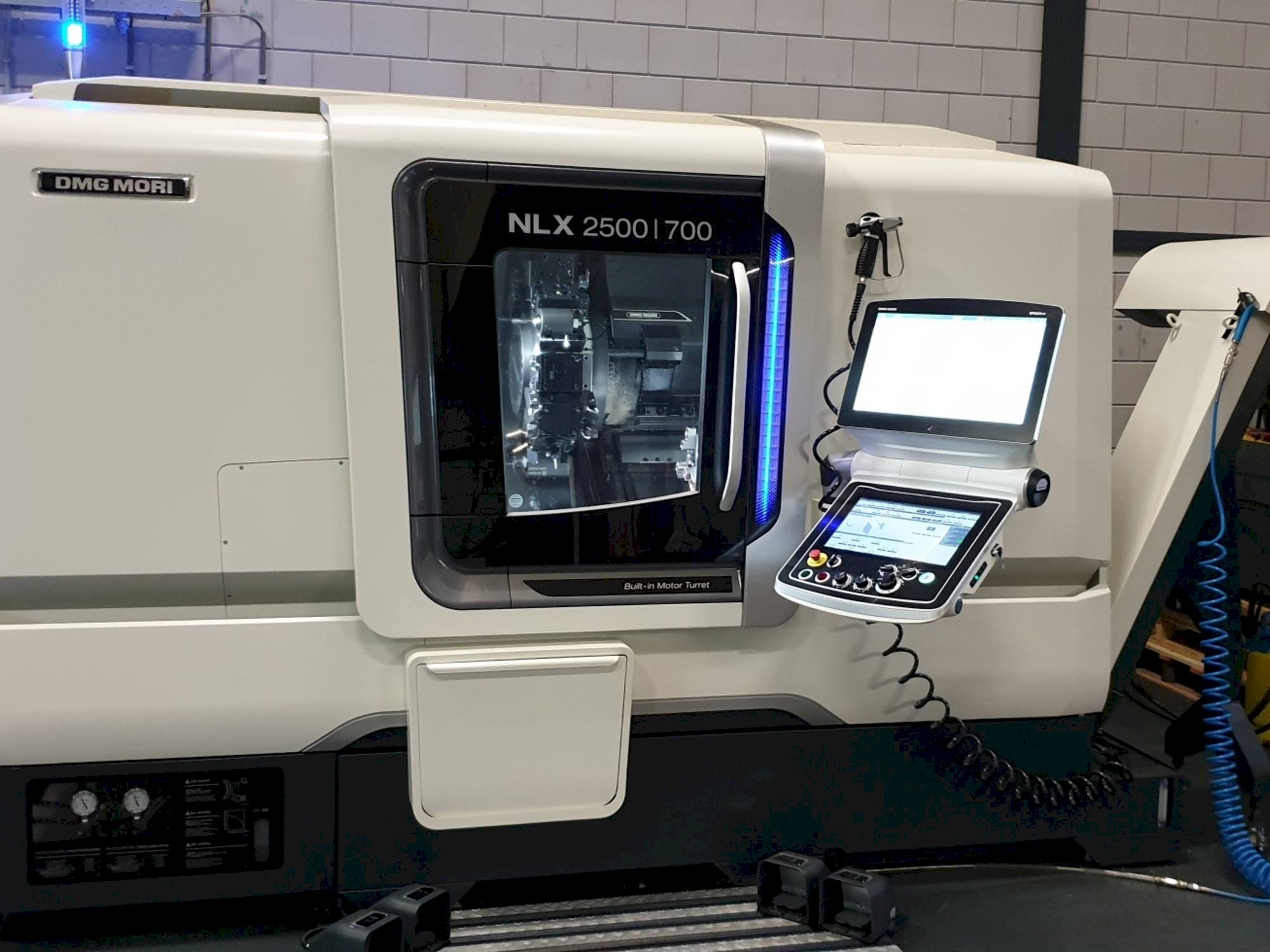 Mori NLX 2500-700