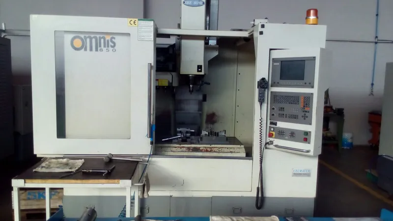 She Hong VMC-850