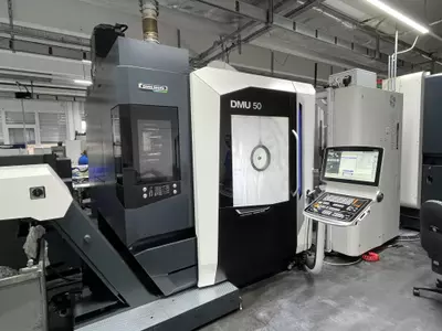 DMU 50 mit Roboter Erowa