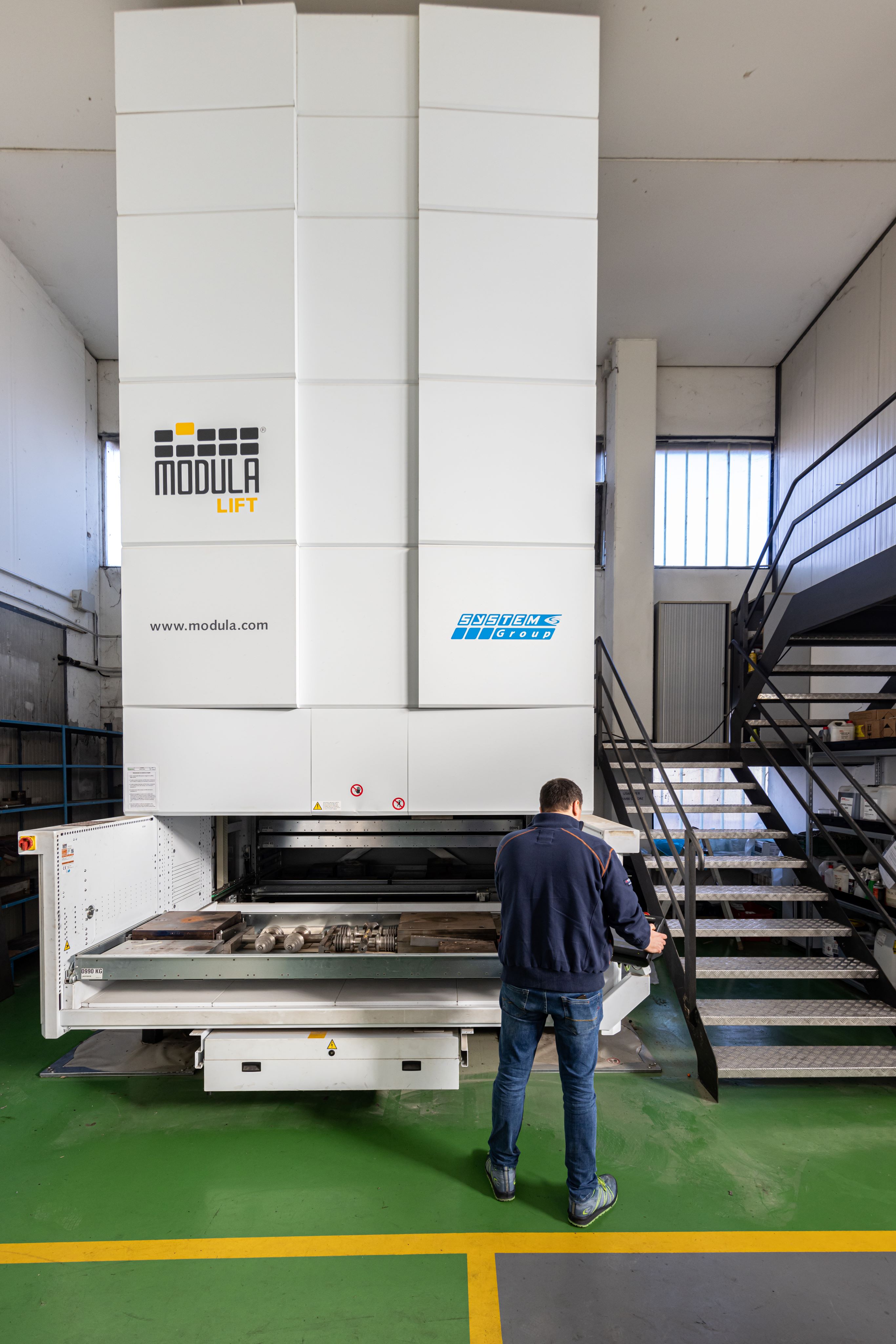 Magazzino verticale stampi