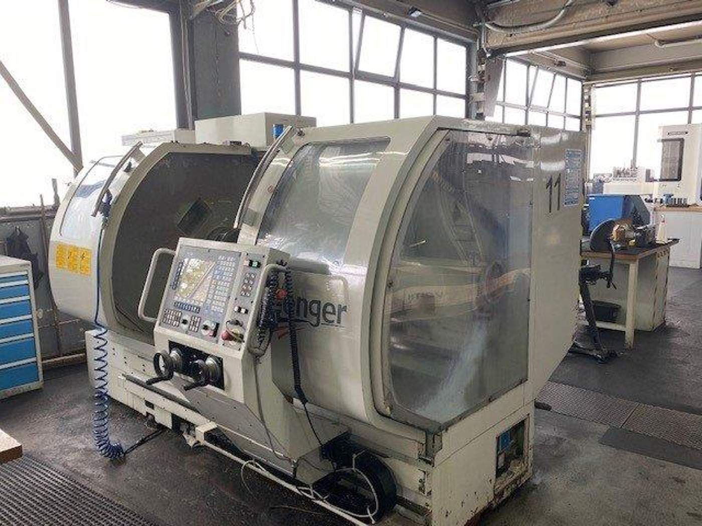 Challenger BNC 2240