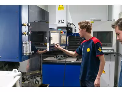 Wire erosion cut machine