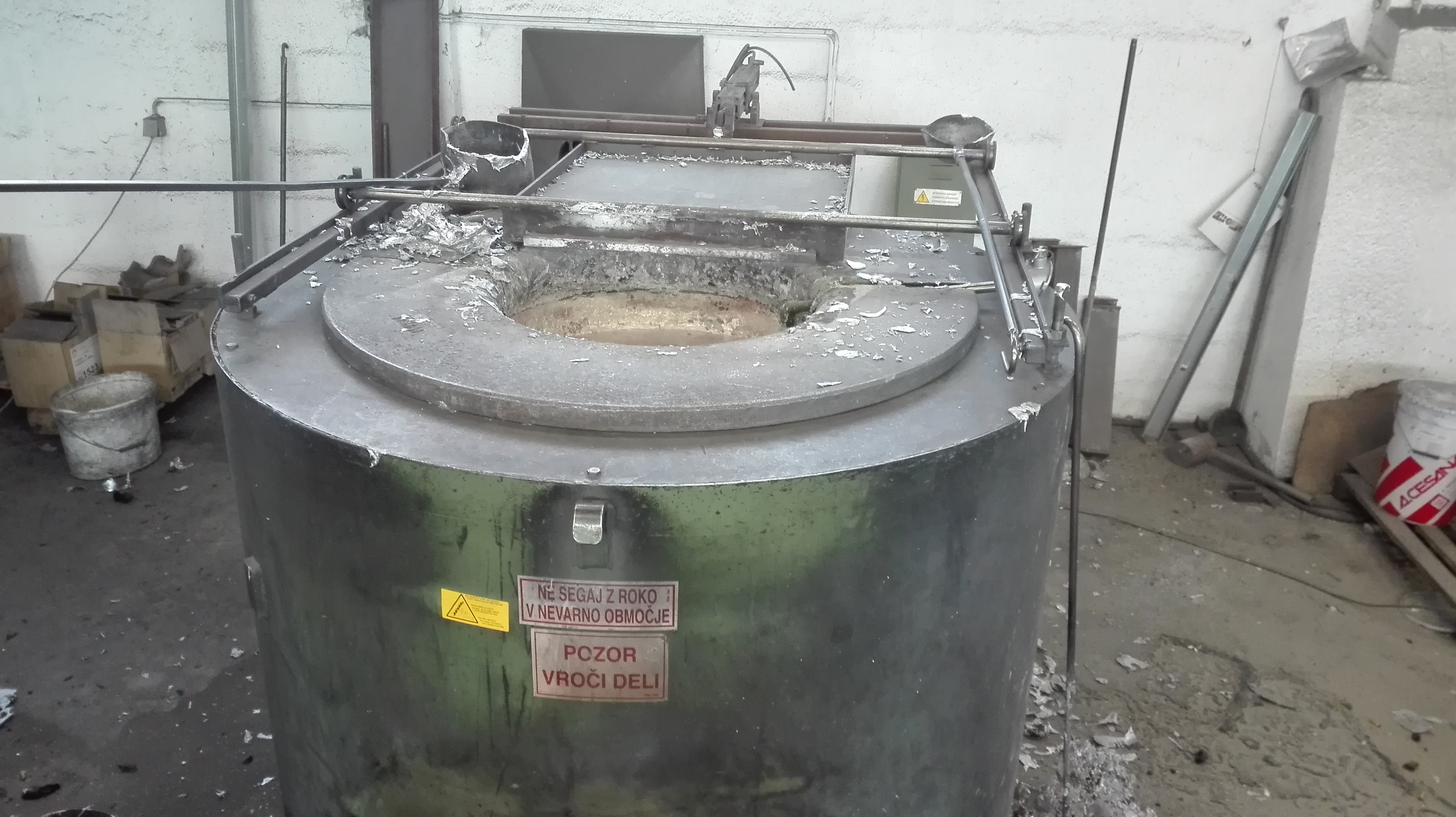 600 kg oven