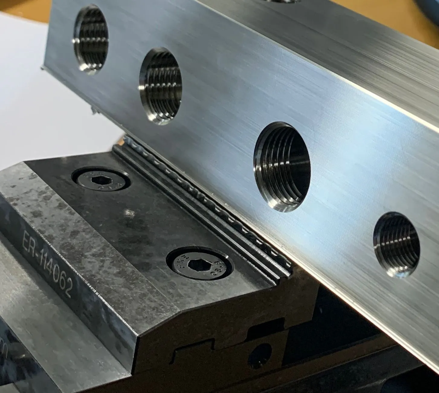 manifold block