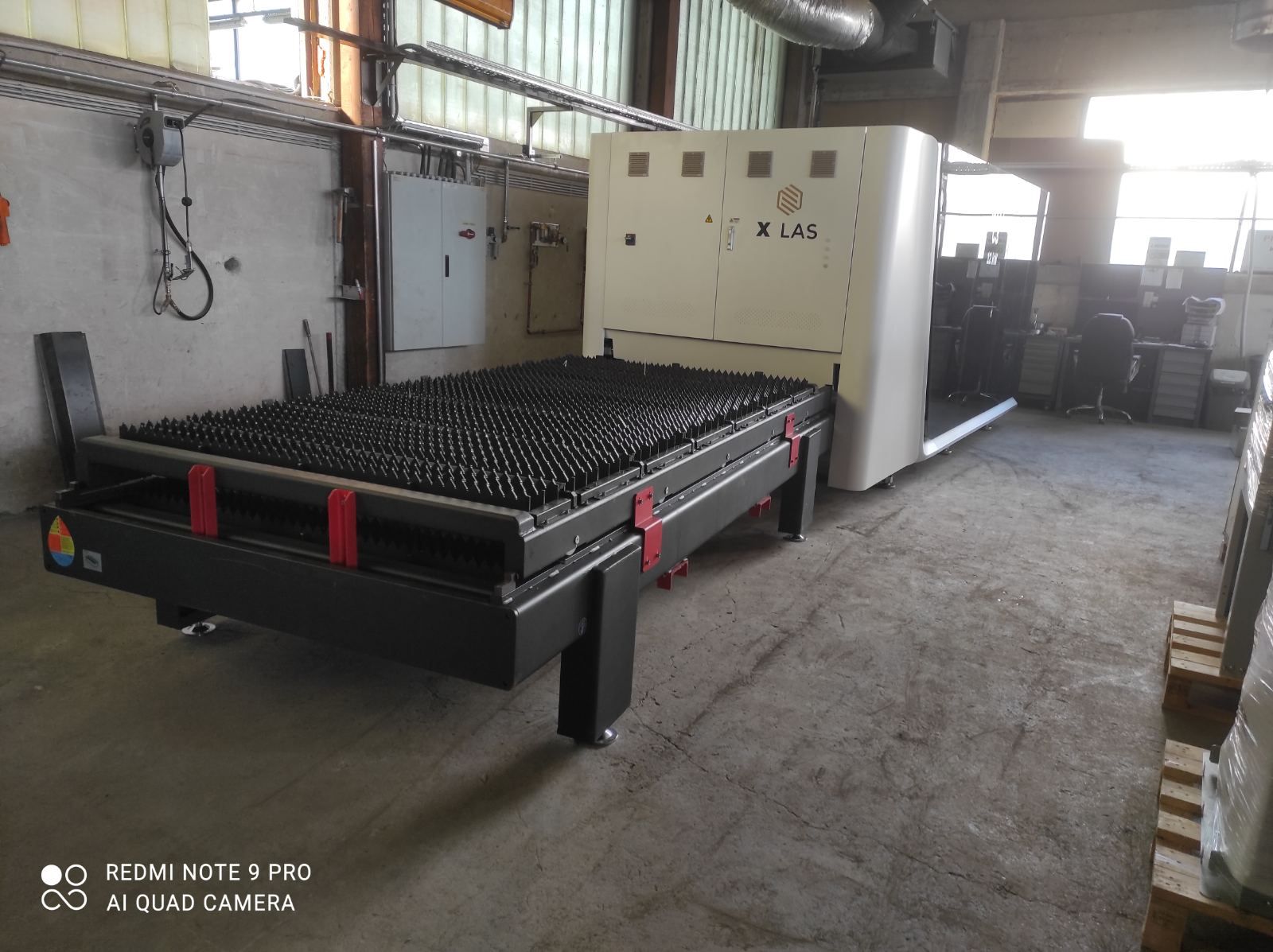 Laser cutting of sheet metal