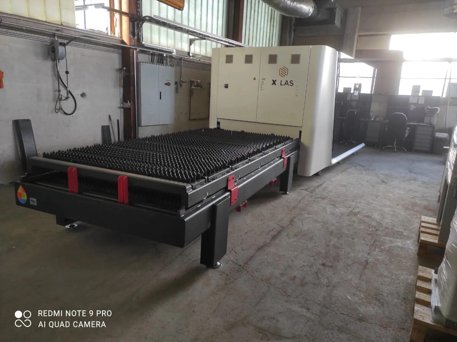 Laser cutting of sheet metal