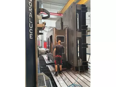 CNC_Fraes-_Bohrzentrum_lateral_FP 6000