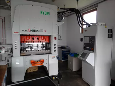 Kyori Anex-60 (60 Tonnen)