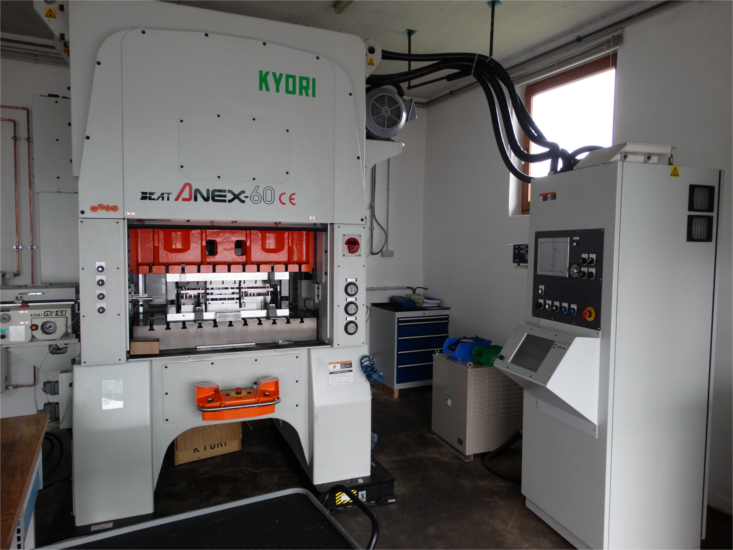 Kyori Anex-60 (60 Tonnen)