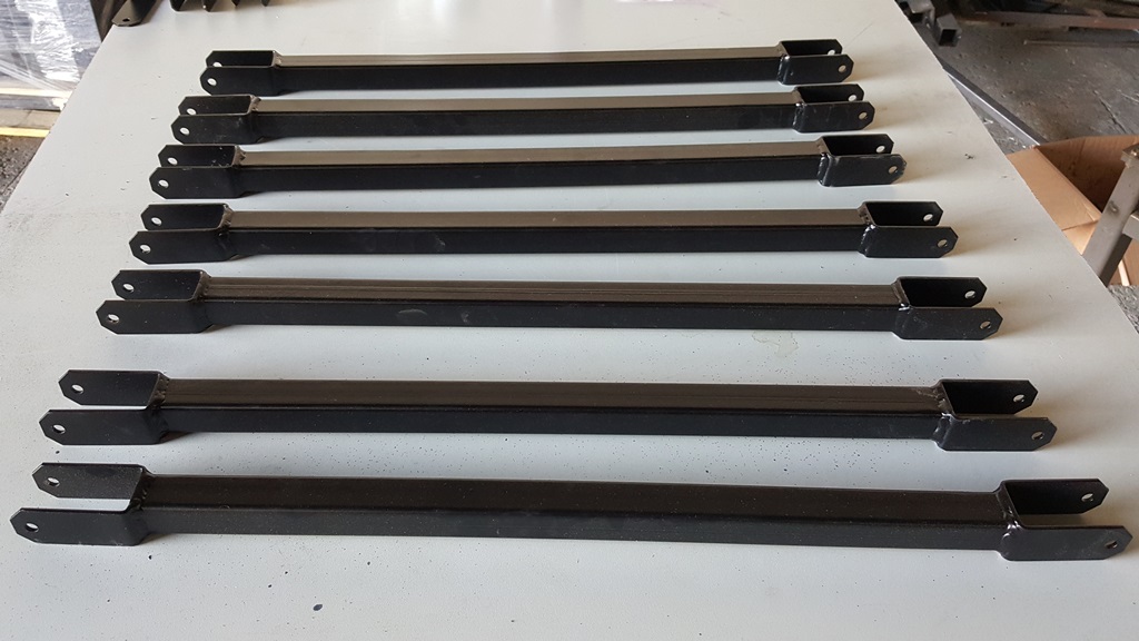 Metal linkage part