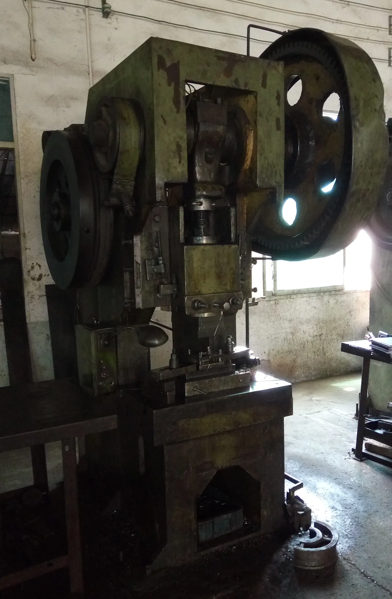 80T press machine