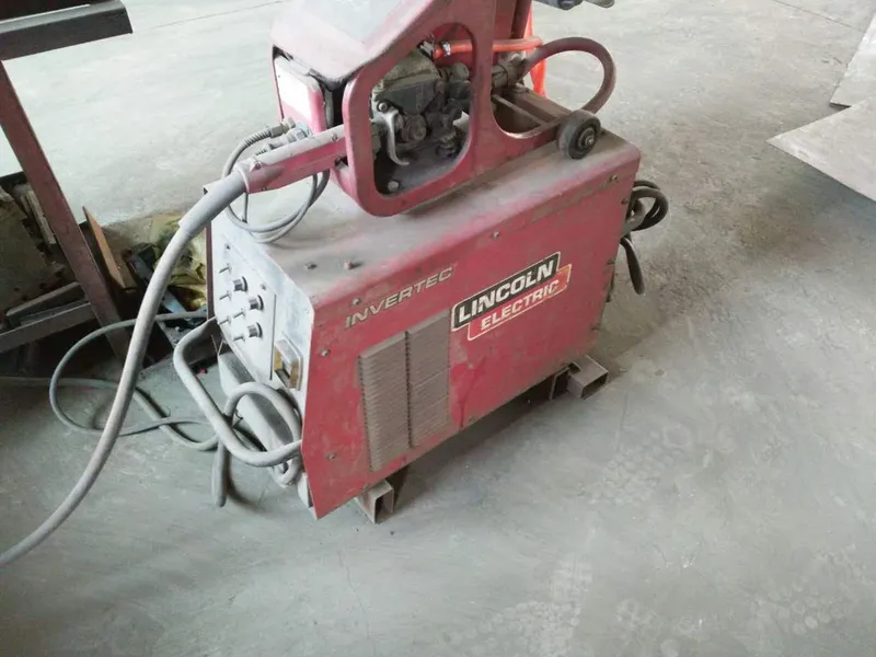 Welding machine