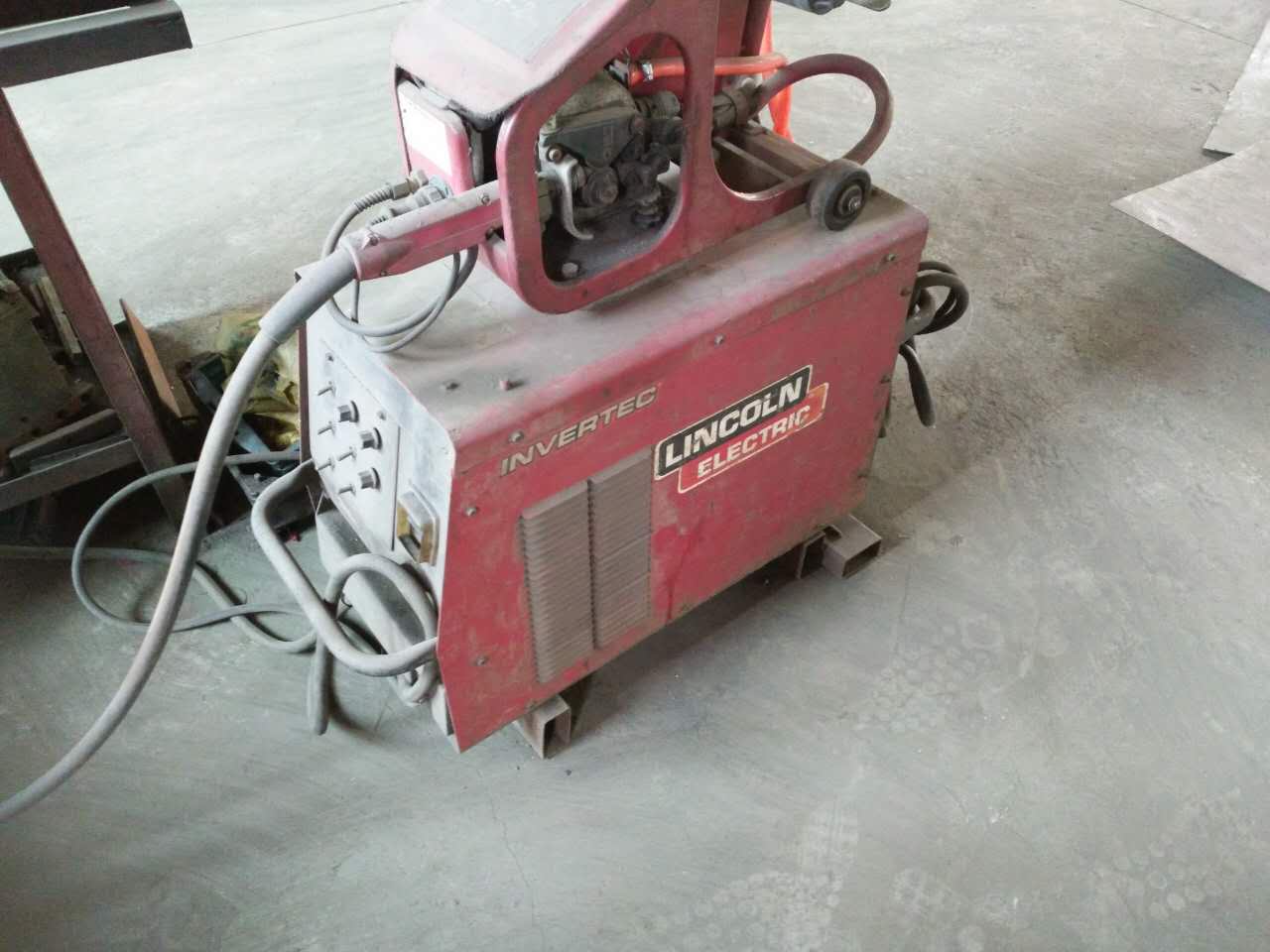 Welding machine
