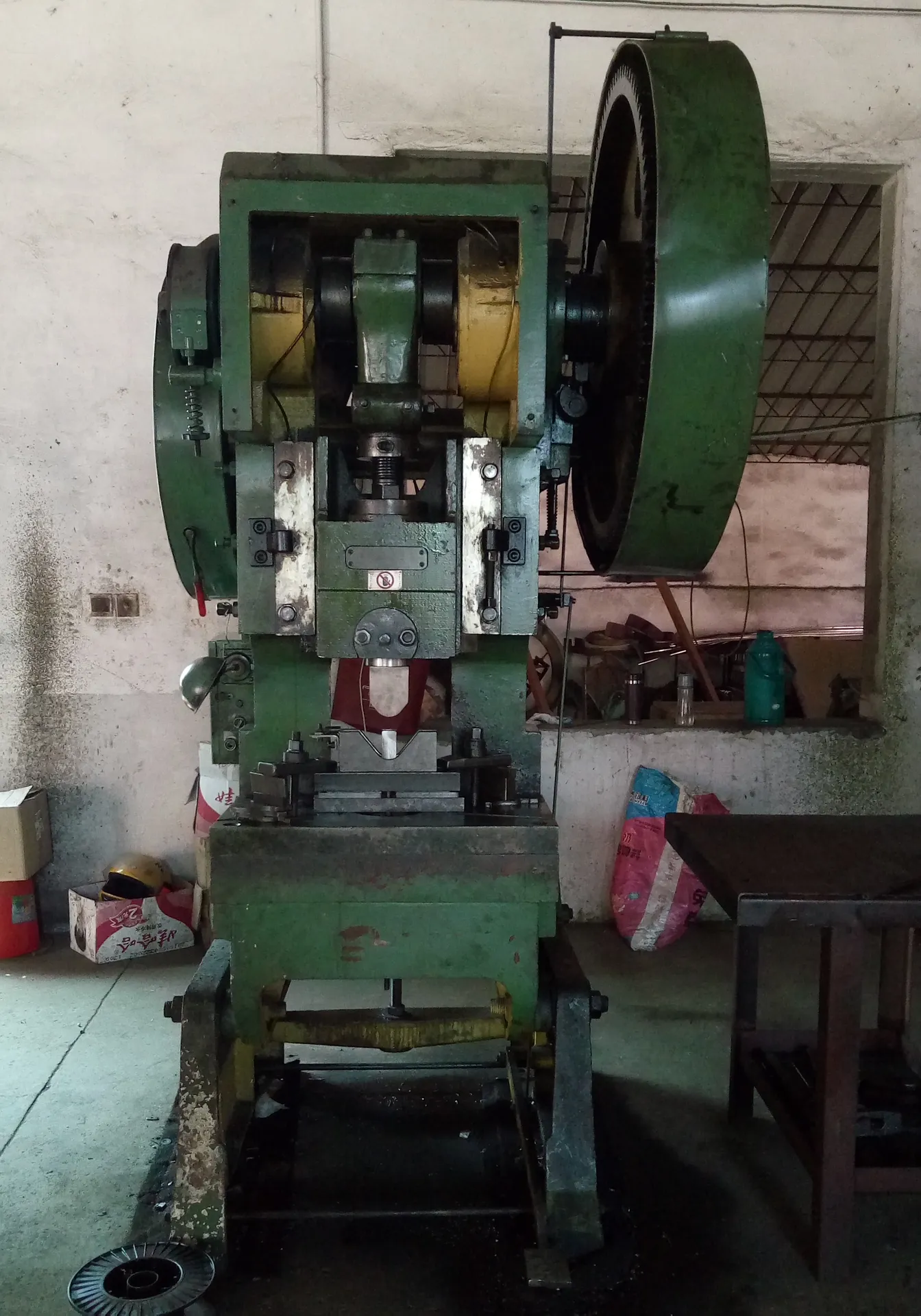 35T press machine