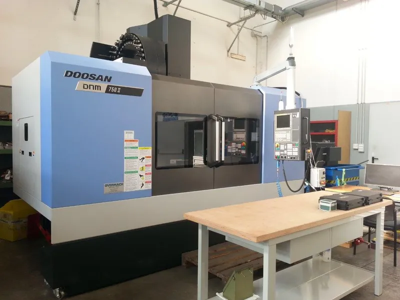 DOOSAN 750 II
