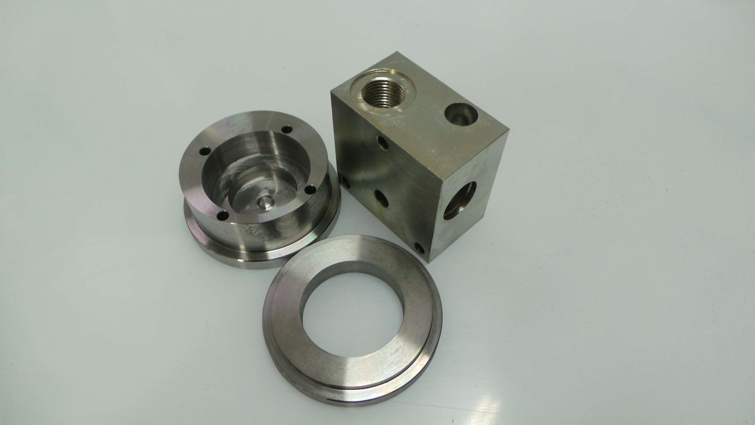Lagergehäuse, Busche und Hydraulic block