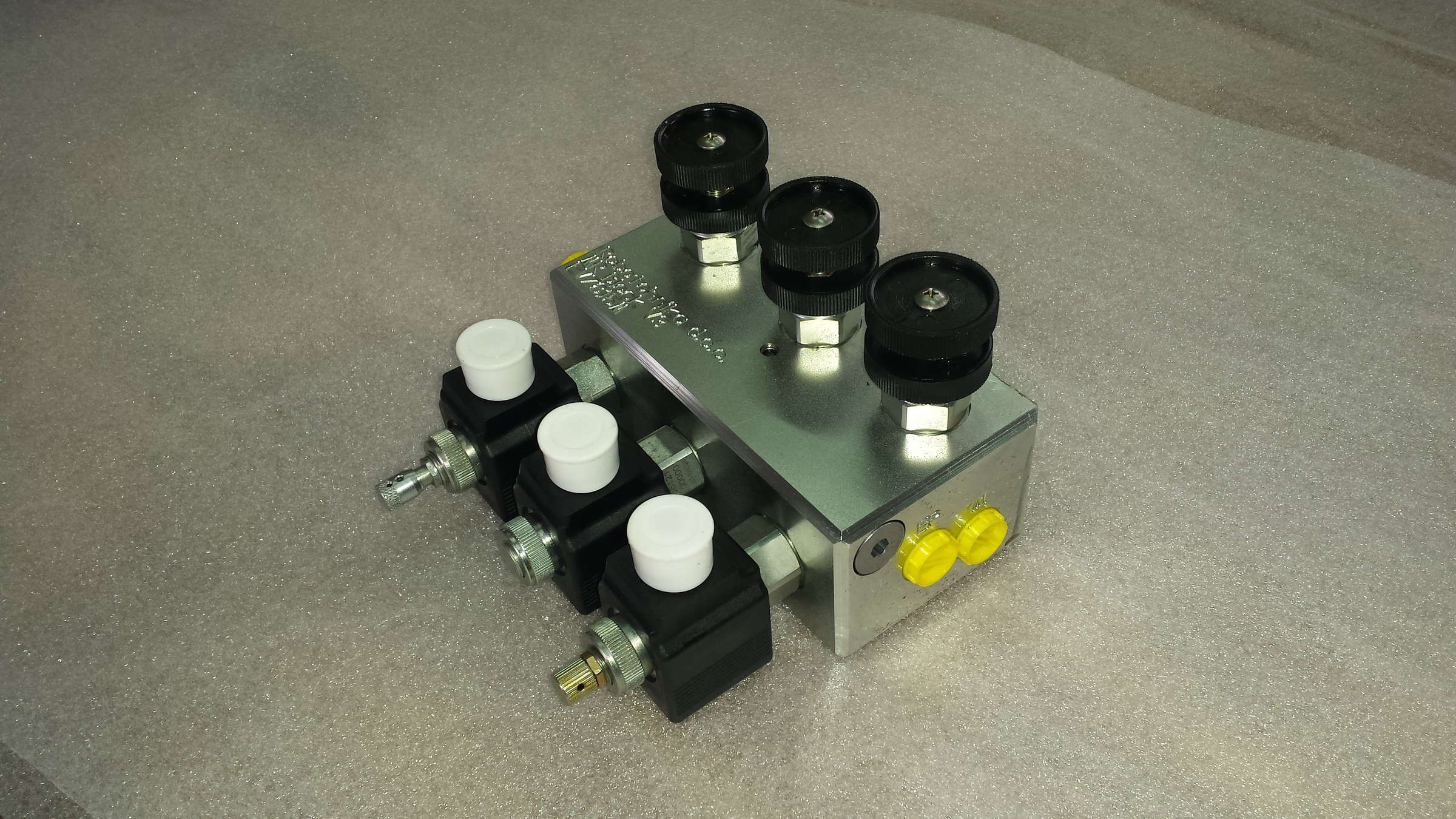 Hydraulic block