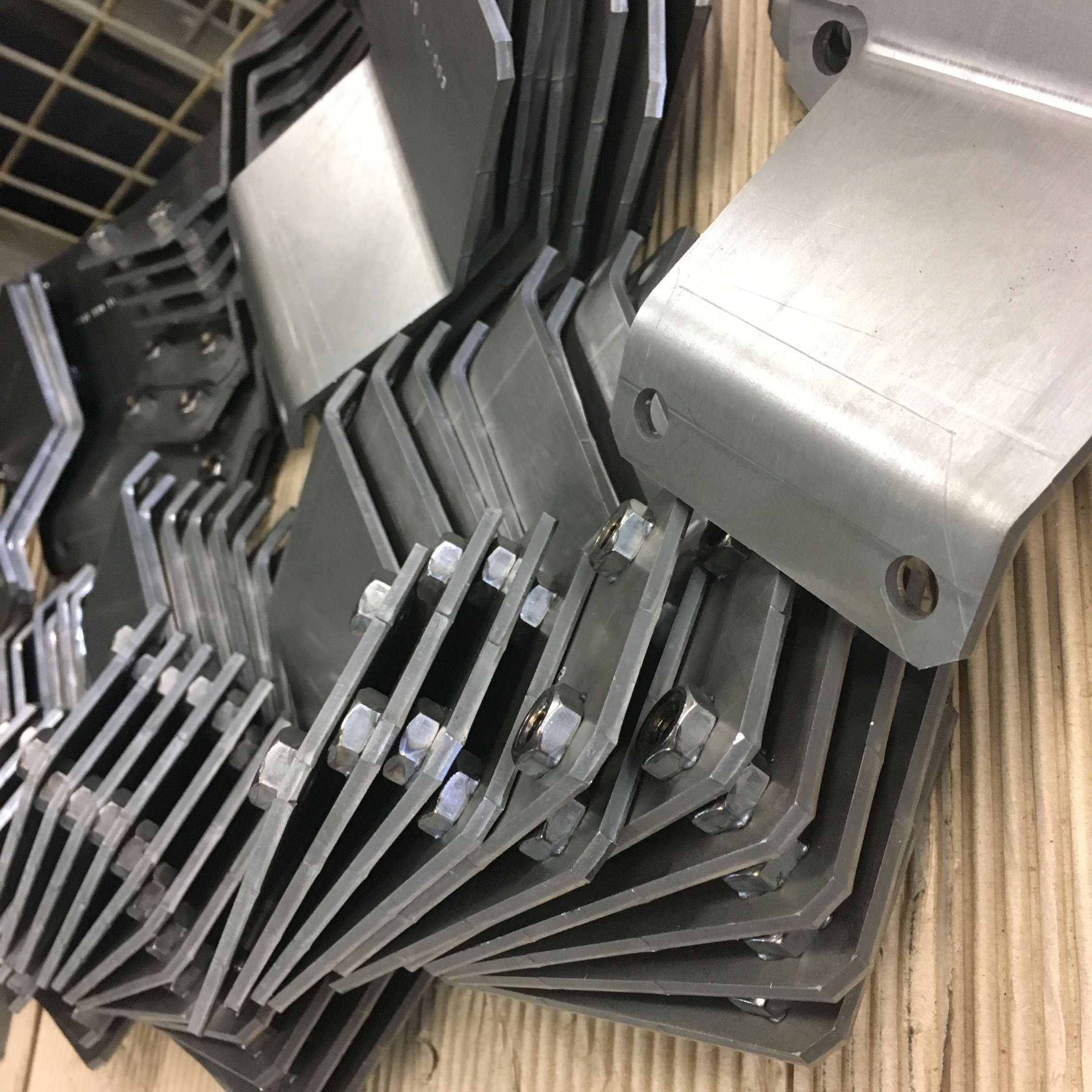 Abkanten, Buckelmutter schweißen