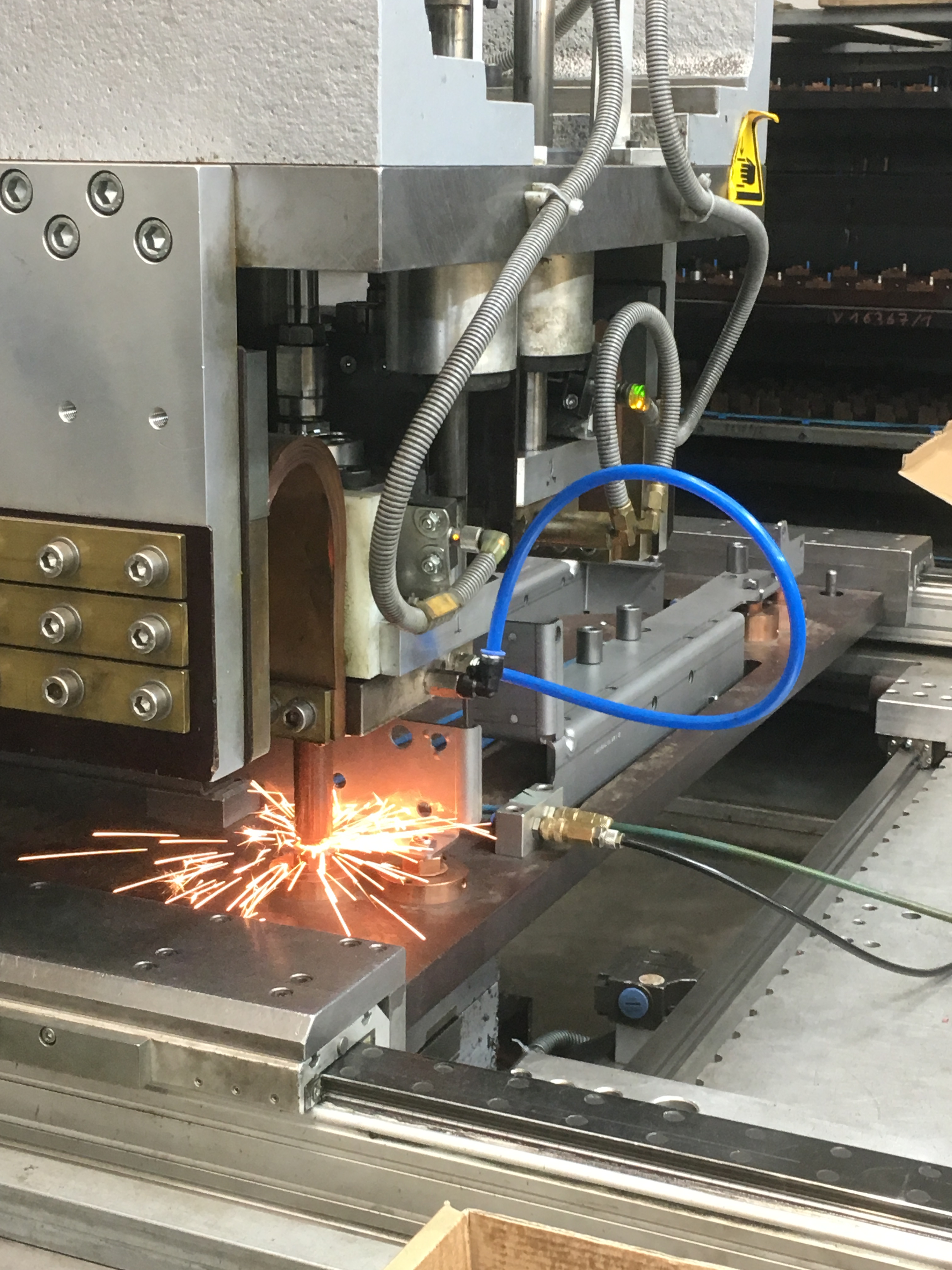 Impulsschweismaschine