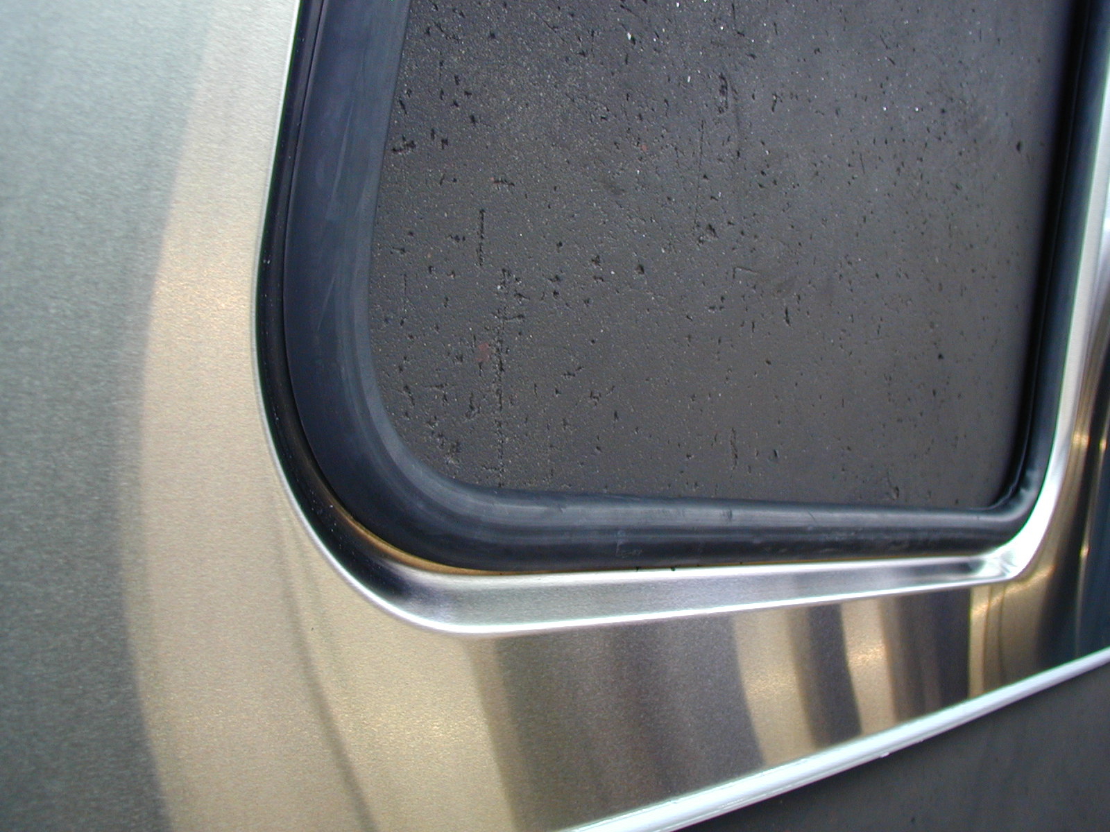 Fensterblech Bahn
