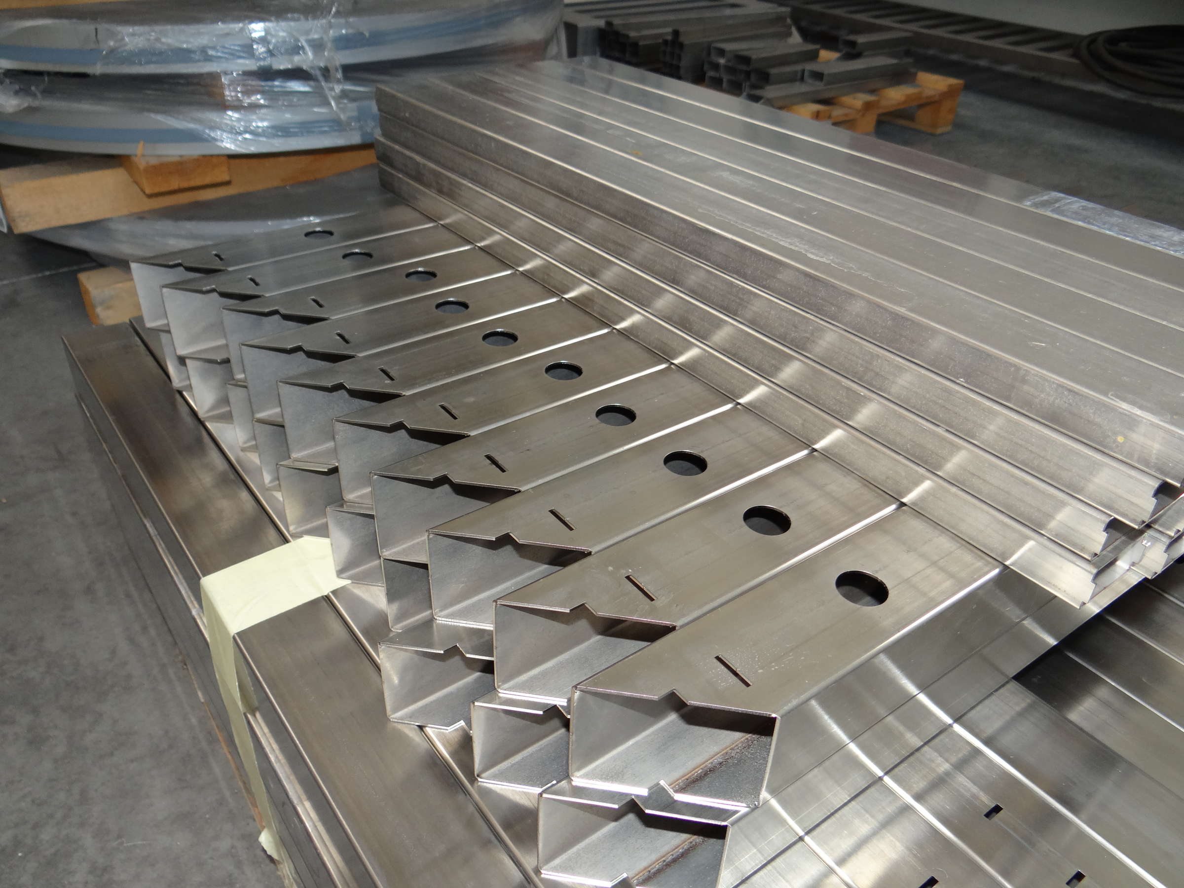Taglio laser tubo