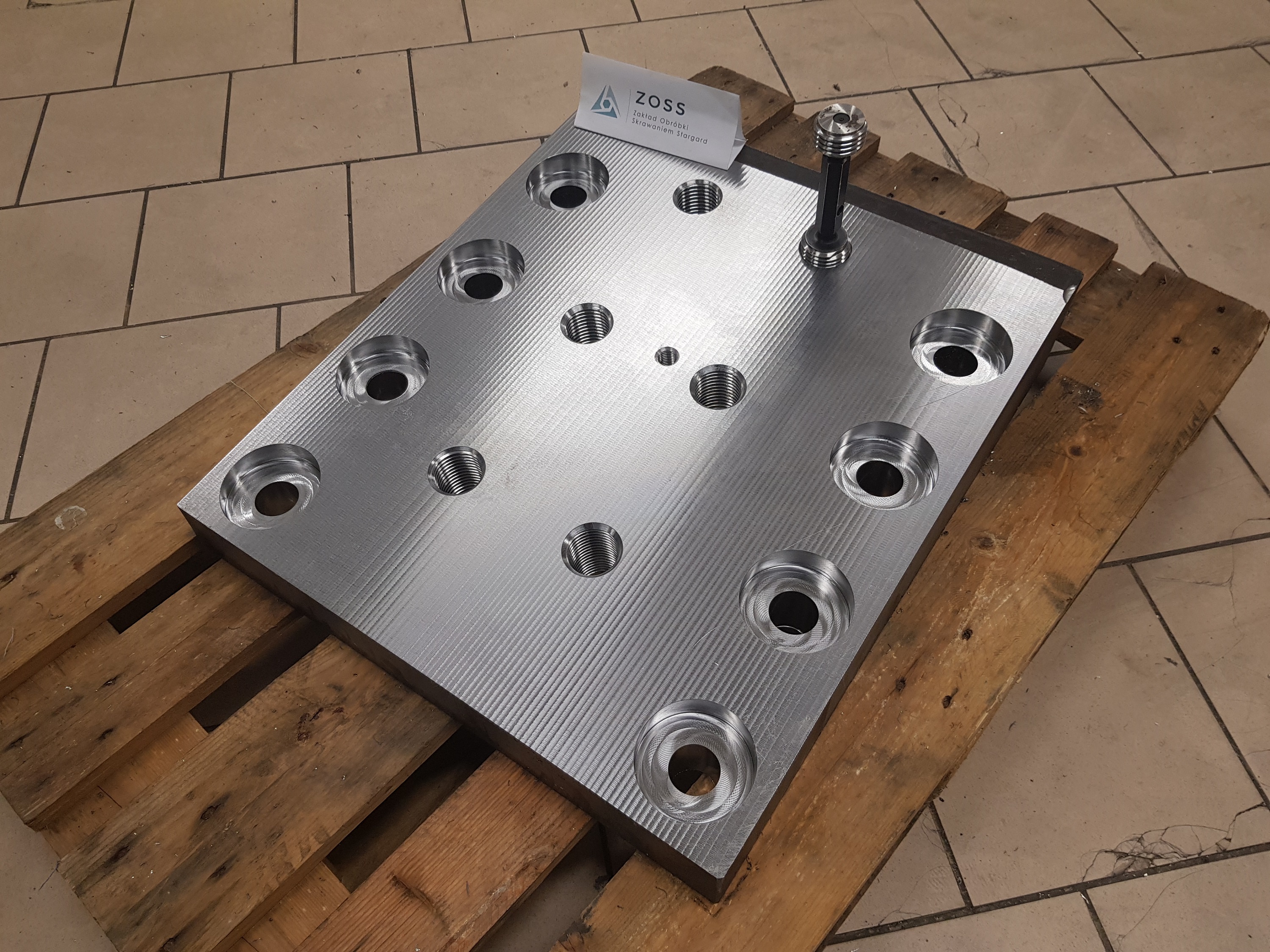 Steel construction with M42