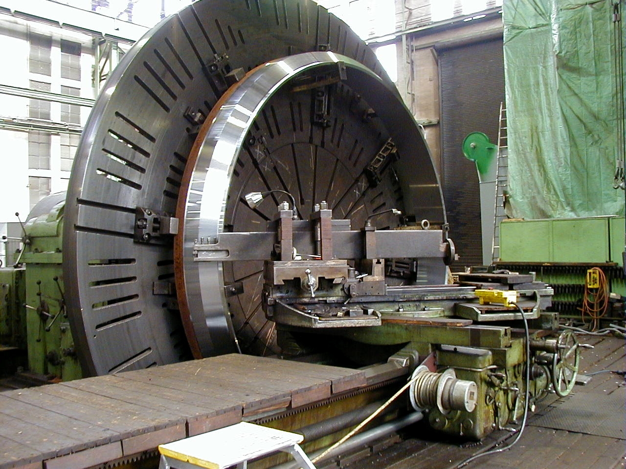 Kopfdrehbank