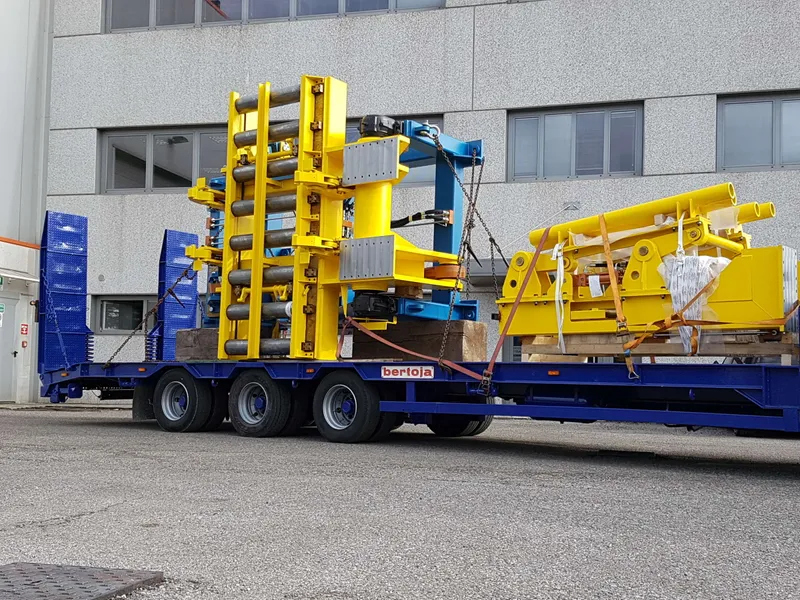 tiltable rollers