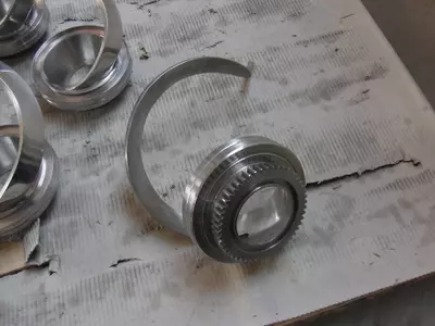 Zubringerarm mit Zahnkranz