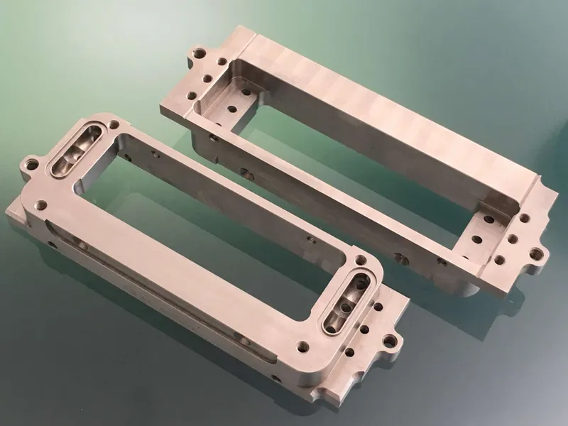 Print head slots