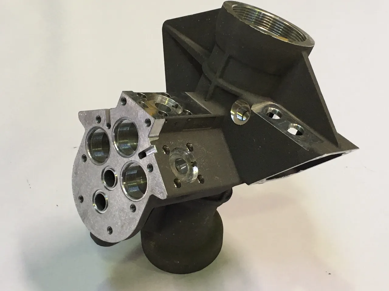 Machined aluminium fusions for the snow-making industry
