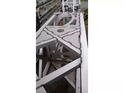 Traverse Aluminium geschweißt