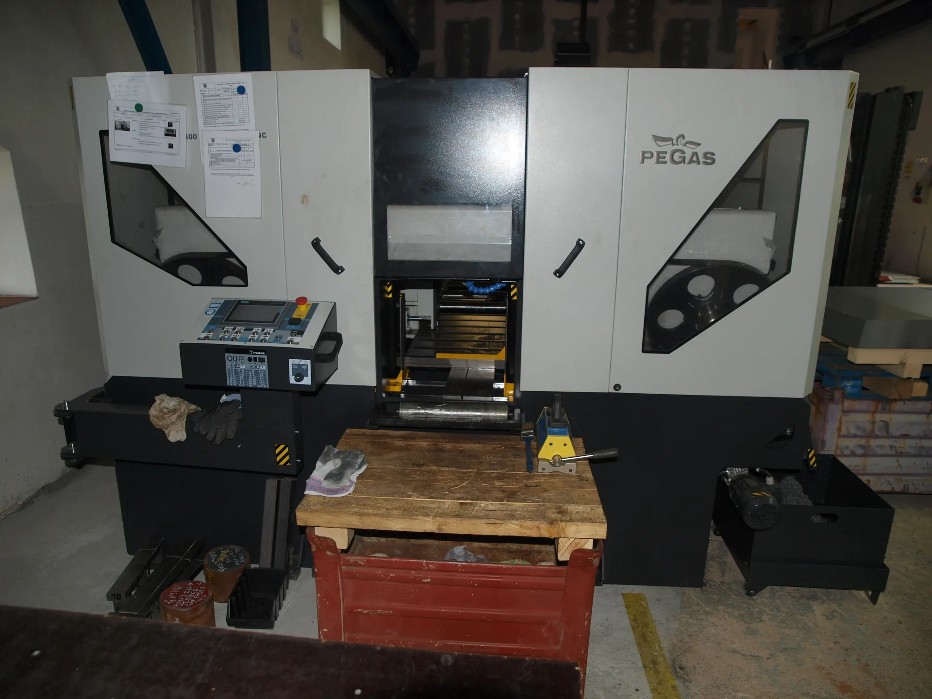 Pegas Gonda Herkules 400x400