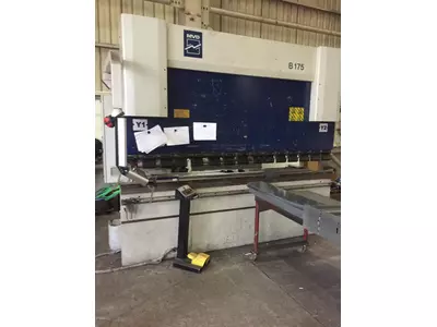 4 stucks bendingmachine