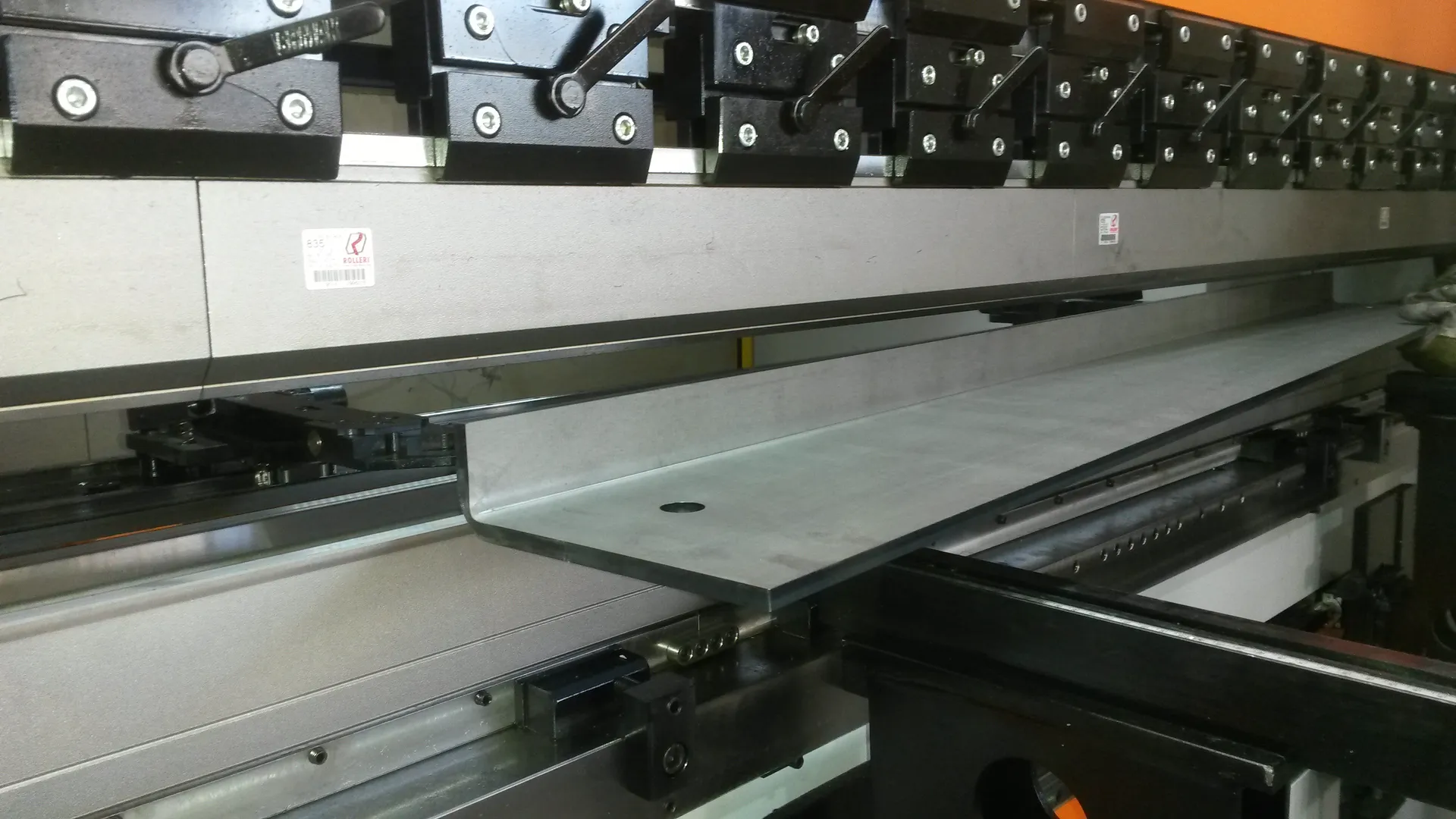 Abkantpresse - hydraulisch