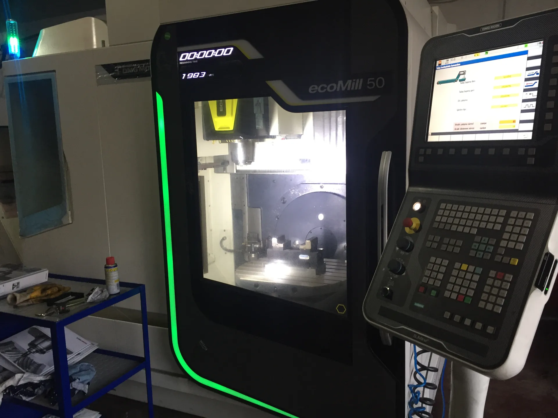 5 axis vmc