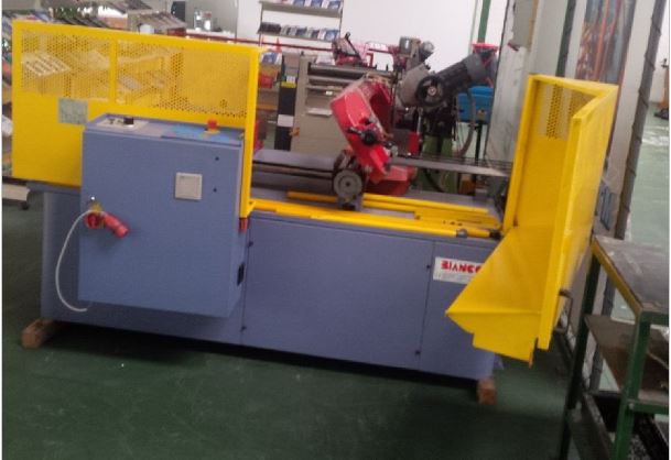 SAW MACHINE