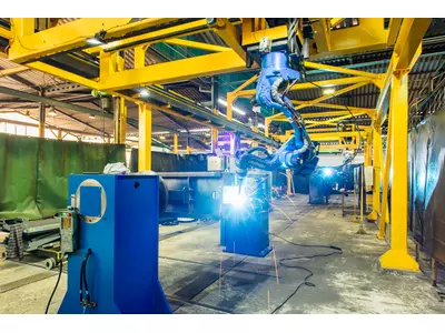 Movable Suspended Welding Robot