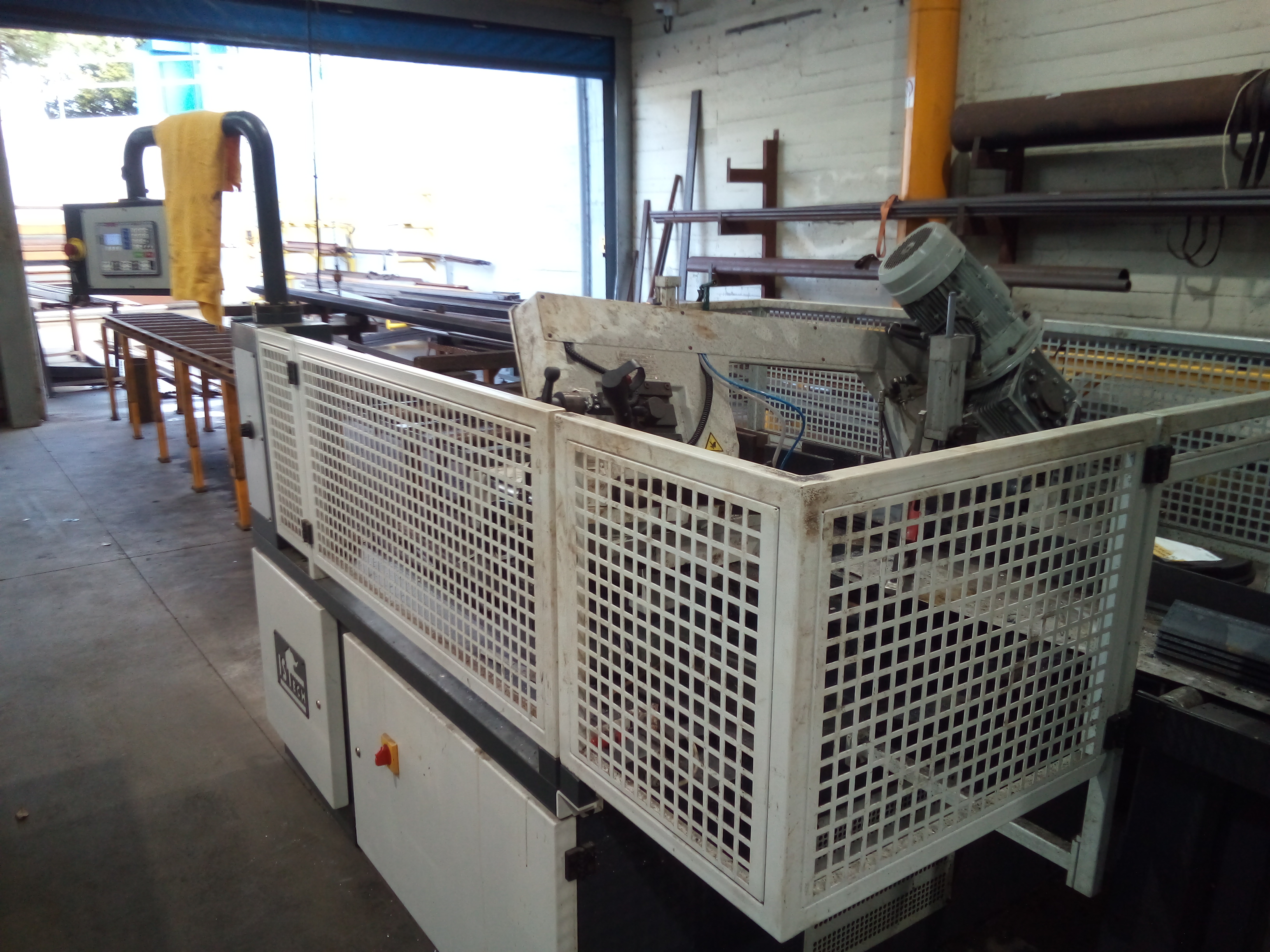 Sawing Machine