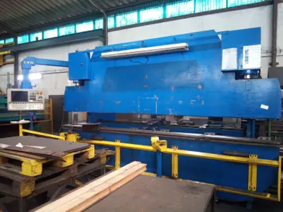 Bending Machine