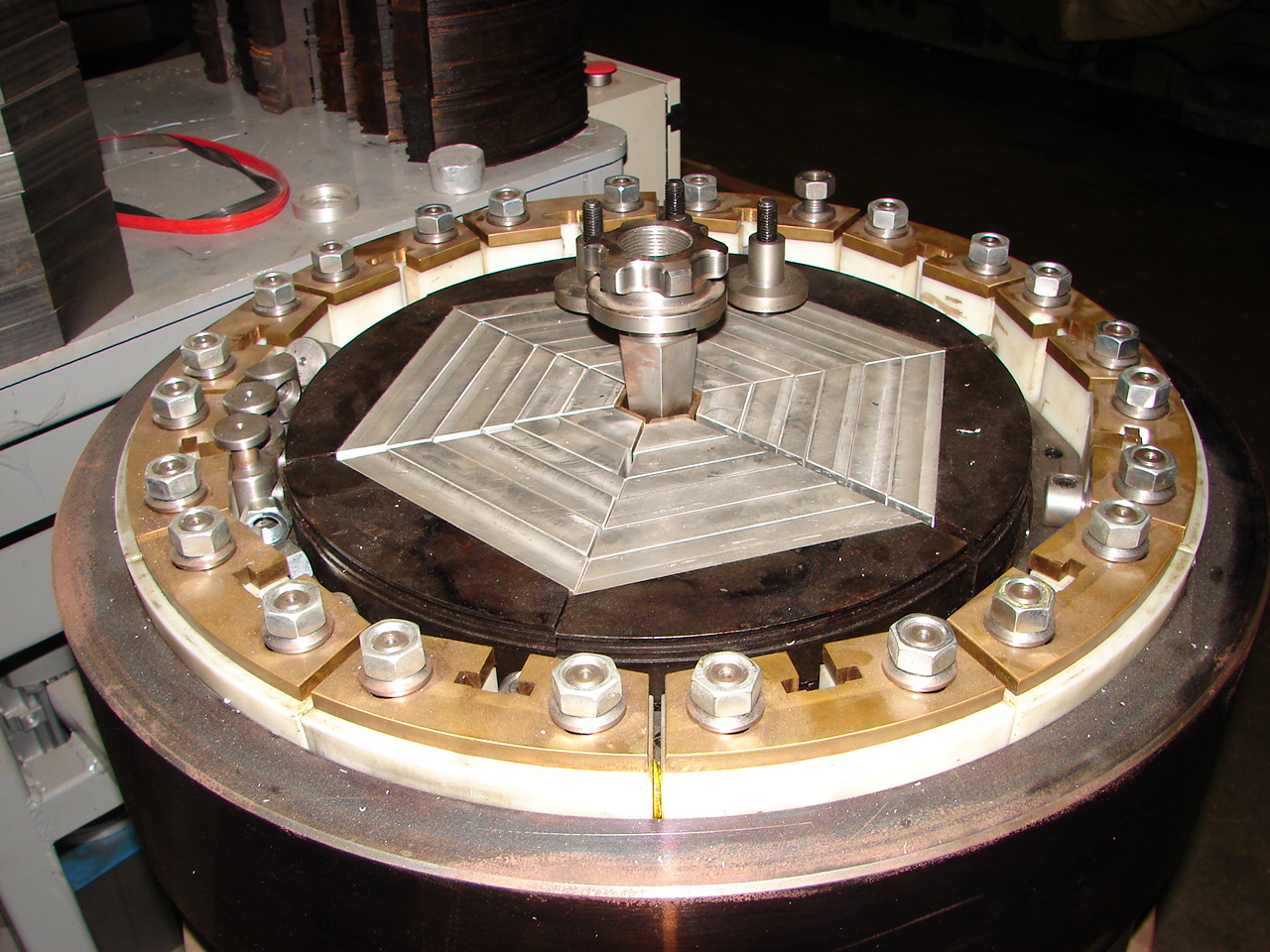 Expansion machine