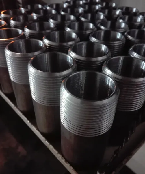 turned and threaded element