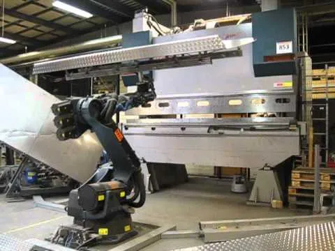 Salvagnini Roboformer