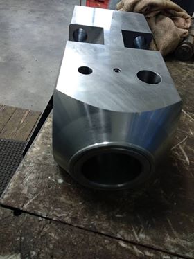 Hydraulic breaker part